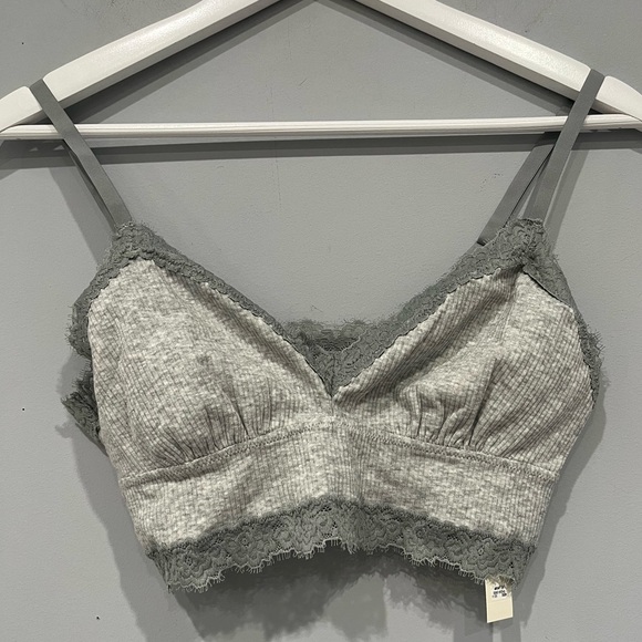 aerie Other - NWT Aerie gray ribbed lace bralette